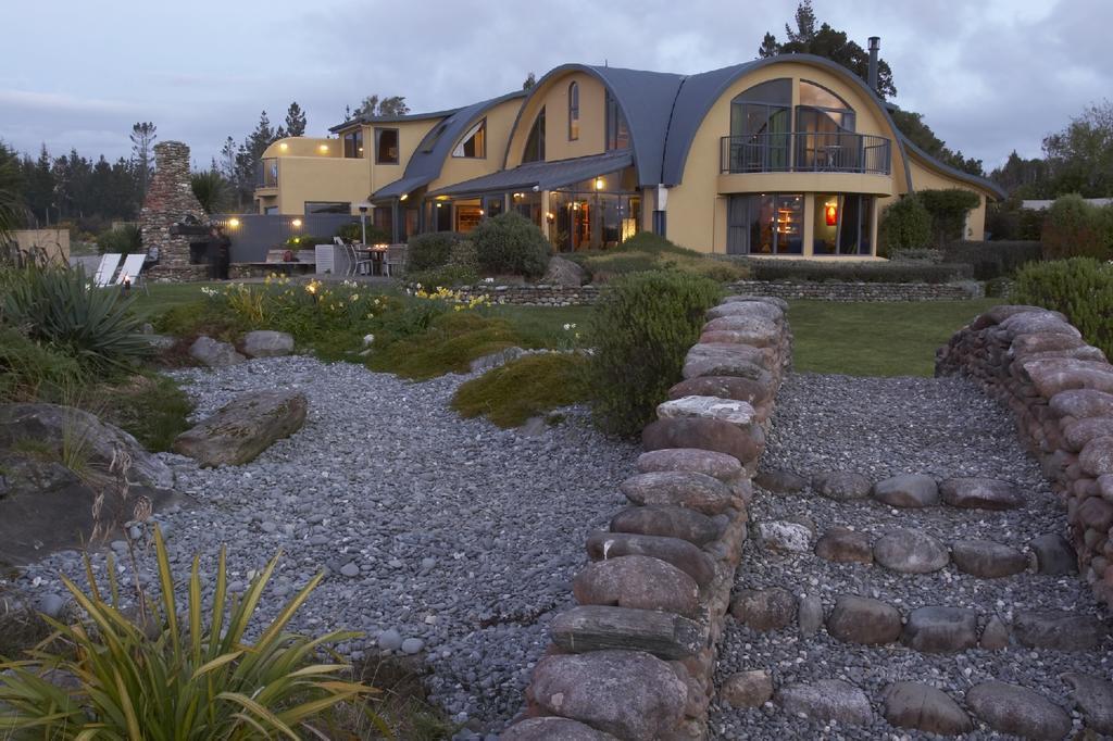 Kapitea Lodge Awatuna Exterior photo